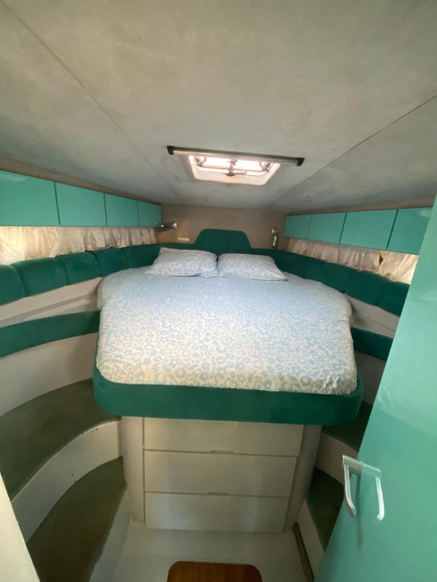 Nuit Atypique Sur Un Bateau Linge Et Menage Inclus - Boat Paradise La Rochelle Hotel en barco