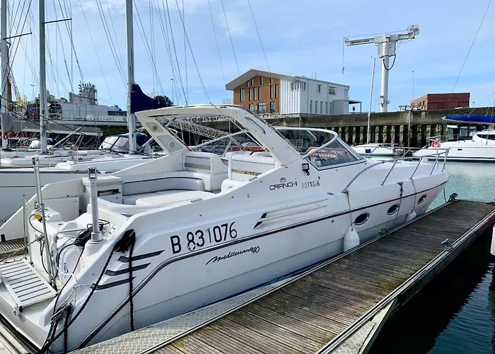 Une Nuit Atypique Sur Un Bateau Linge Et Menage Inclus - Boat Paradise La Rochelle